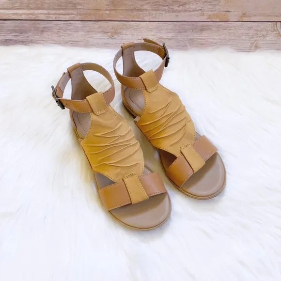 Timberland Cherrybrook Yellow Canvas Sandals