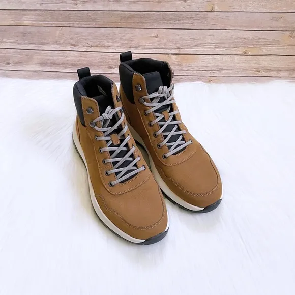 Timberland Men’s Boroughs Project Wheat Sneaker Boots