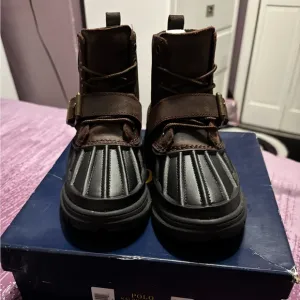 Toddler polo boots