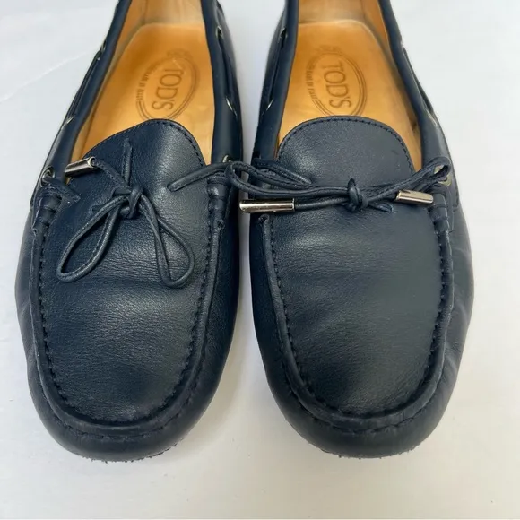 Tods Gommino Driving loafer shoes in blue leather