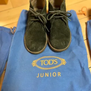Tod's Kids Boots in Dark Green Suede