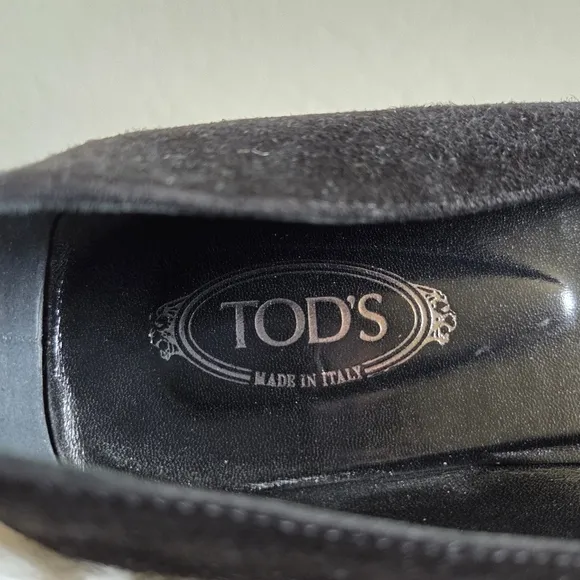 TOD'S Pleated Rhinestine Jeweled Black Suede Slip On Ballet Flats Shoes Size 41