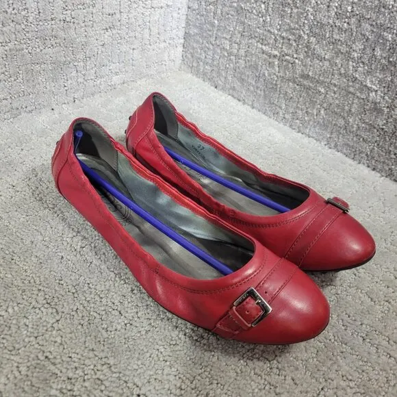 TOD'S Women's Size 37 EU 6 US Red Leather Belt Driving Ballet Scrunch Shoes