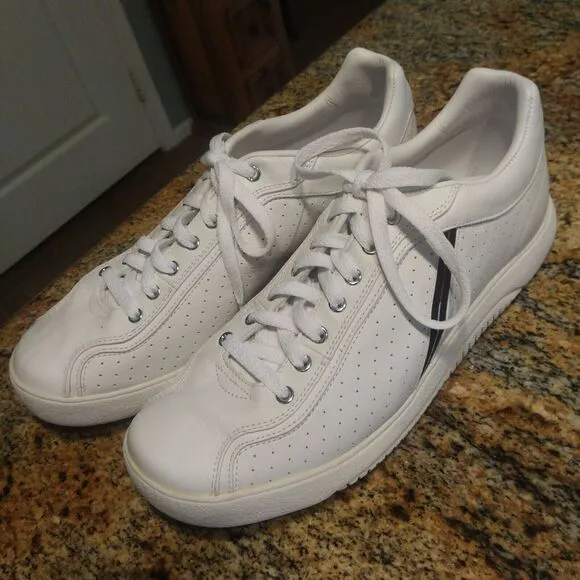 Tommy Hilfiger Women's White Leather Casual Sneaker Shoes Size 10.5M TM04599