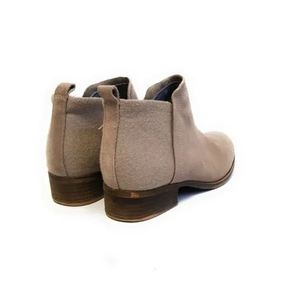 TOMS Deia Suede Wool Ankle Booties in Desert Taupe Womens Size 7.5
