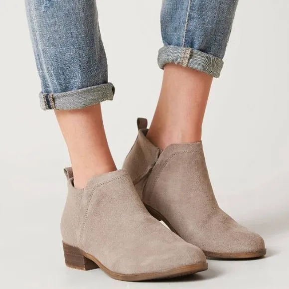 TOMS Deia Suede Wool Ankle Booties in Desert Taupe Womens Size 7.5