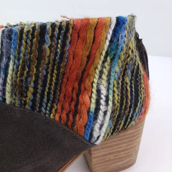 Toms Leila Womens Size 7.5 Brown Suede Yarn 2.5&quot; Heel Ankle Botties Shoes 740706