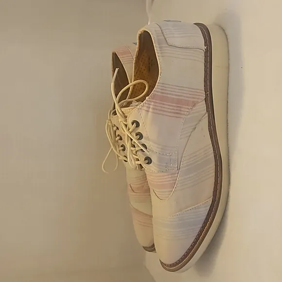 Toms | Men's Cream Stripes Broque Oxford Shoes Sz. 11 M