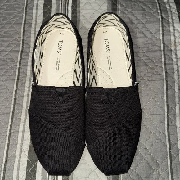 TOMS WOMEN’S ALPARGATA BLACK HERITAGE CANVAS SHOES