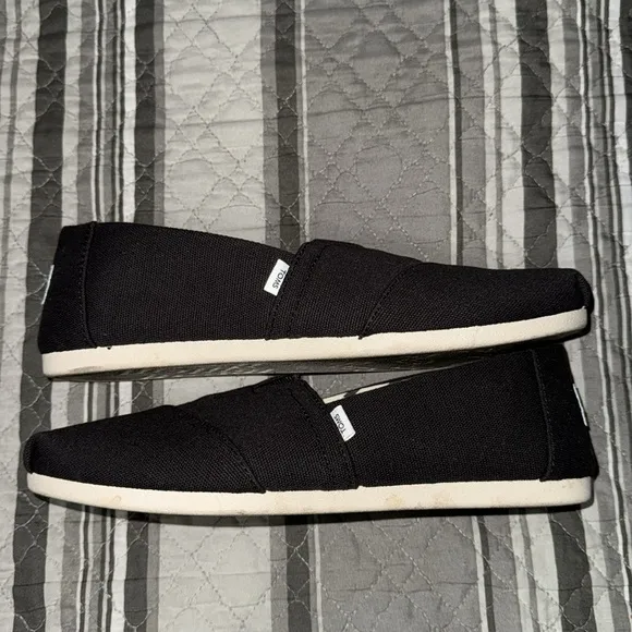 TOMS WOMEN’S ALPARGATA BLACK HERITAGE CANVAS SHOES
