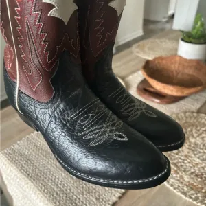 Tony lama boys boots