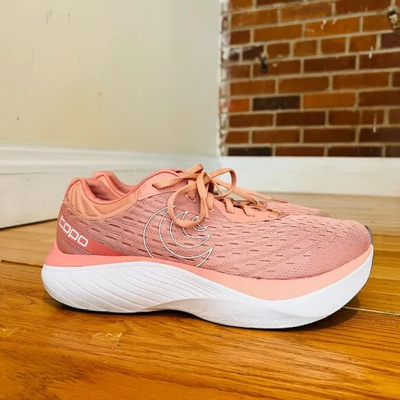 Topo Womens 11 Phantom 3 Athletic Shoes Orange Sky Running Sneakers EUC!!