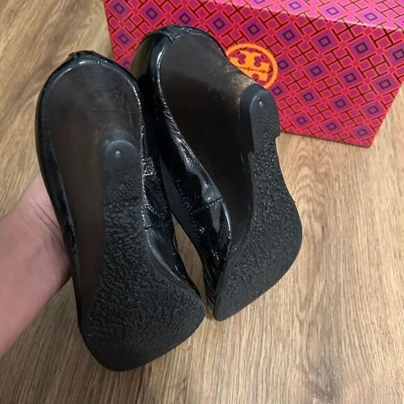 Tory Burch black gold wedge heeled pumps shoes women’s 7