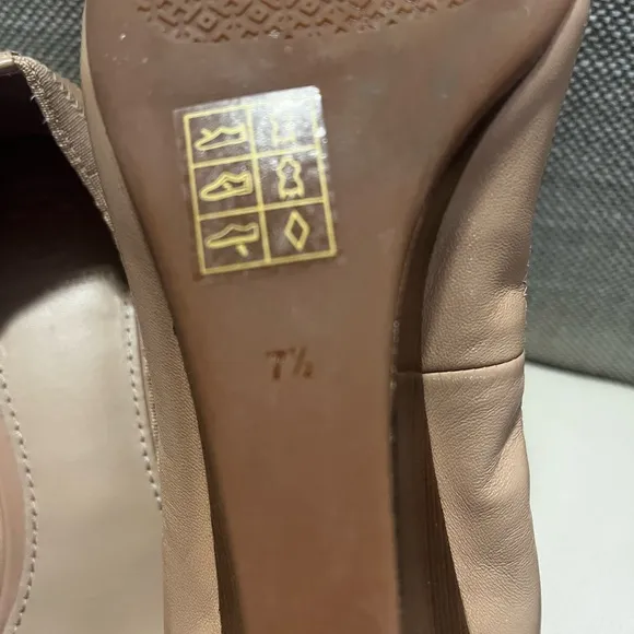 Tory Burch Jolie Tan Leather Slip Ons Wedge Shoes Women’s Size 7.5