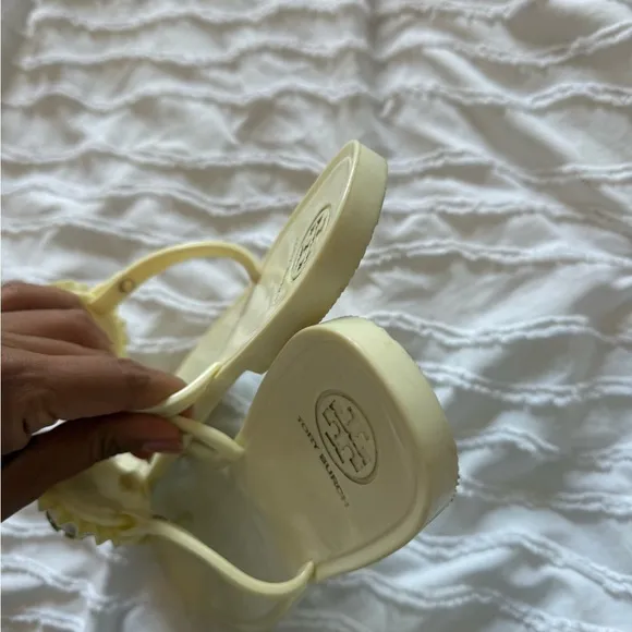 Tory Burch Melody Thong Miller rubber Cream Sandals