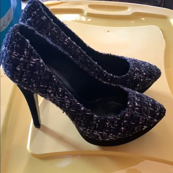Tory Burch Peggy Platforms worn once