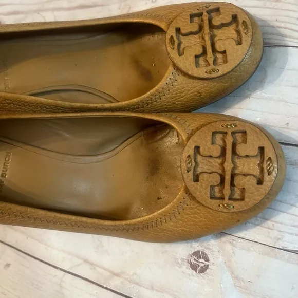 Tory Burch SALLY TUMBLED LEATHER wedge pump Sz 7.5 Women