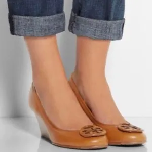 Tory Burch SALLY TUMBLED LEATHER wedge pump Sz 7.5 Women