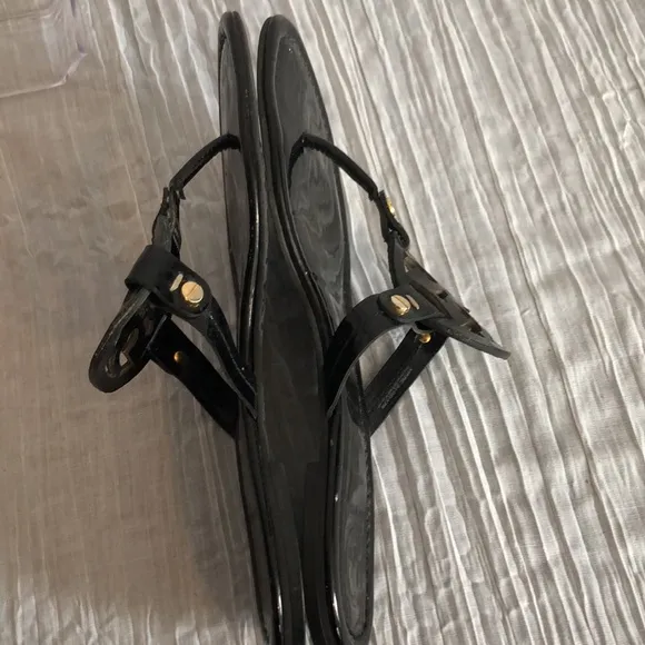 TORY BURCH Size 7.5 MILLER black patent leather thong slip ons sandals