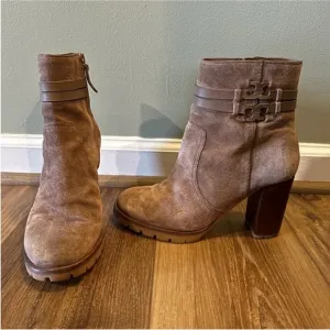 Tory Burch Suede Leigh 90mm Lug sole bootie size 6.5 brown