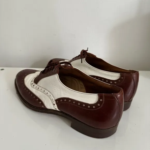 TRICKERS Men Brown White Wingtip Brogues US 9 / EU 42 - 43 / UK 8 Leather Shoes