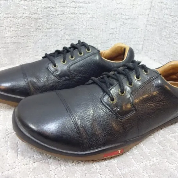 True Linkswear Original Men's Size 11.5 Black Leather Golf Shoes S3-0001-115