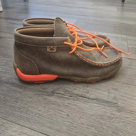 Twisted X Men's Bomber &amp; Neon Orange Chukka Driving Moccasin Size 5M Leather