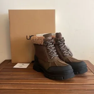 UGG Ashton Addie Boots Dark Earth USA Women Size 6.5/UK 4.5/EU 37.5