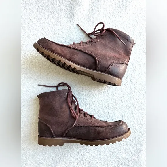 Ugg Australia Fallbrock Men's Suede Leather Boots Size 10 Burgundy Chukka
