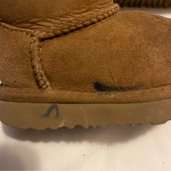 UGG Bailey chestnut brown suede bow winter boots