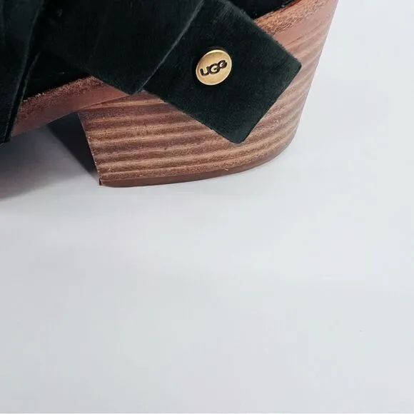 UGG Boot Ankle Black Suede Size 8.5
