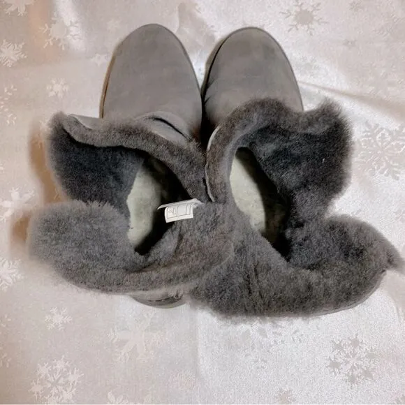 UGG Boots Zariah 1226673 Gray Suede Leather Water Repellent Sz 9.5 spots see pic