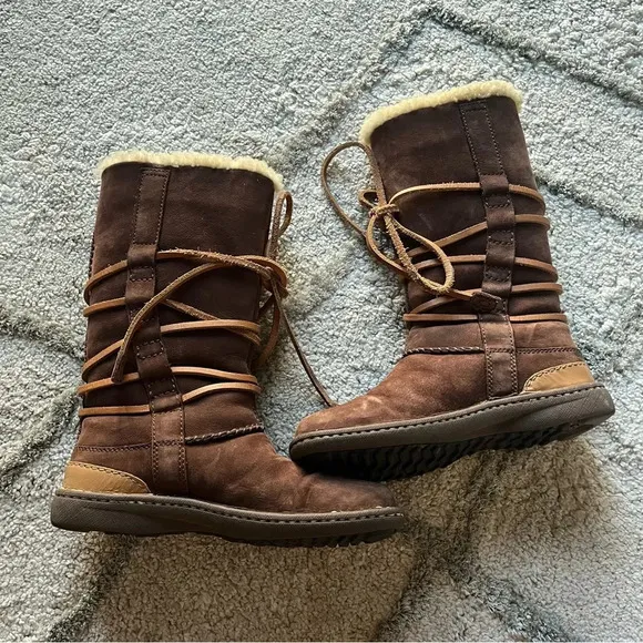 UGG Catalina Brown tall suede Leather Sheepskin Boots Shoes lace up 5
