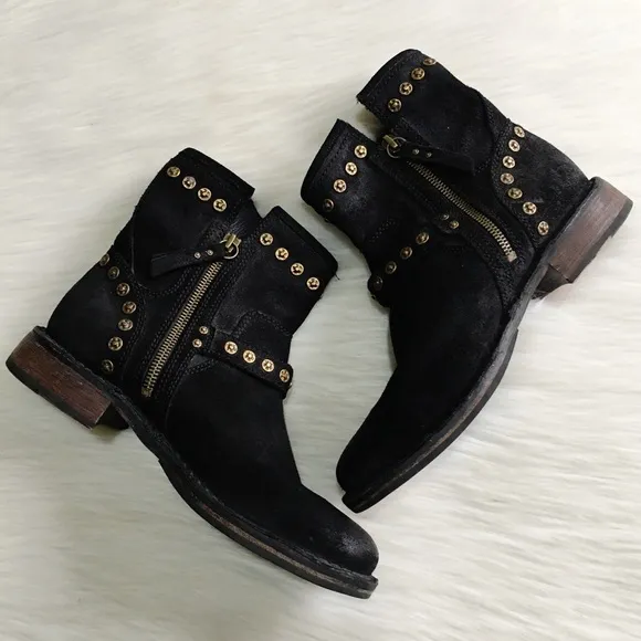 Ugg Fabrizia Boots