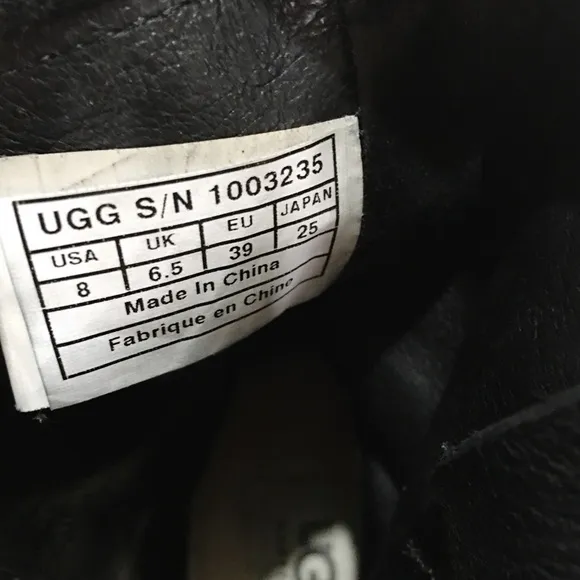 Ugg Fabrizia Boots