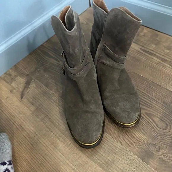 Ugg Kelby Suede Harness Boots Size 9.5