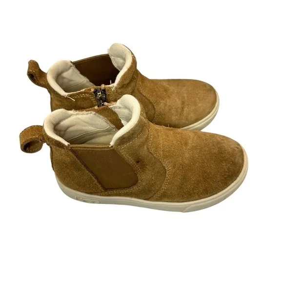 Ugg Kids Hamden II Suede Boots Side Zip Beige Toddler Girls Size 11