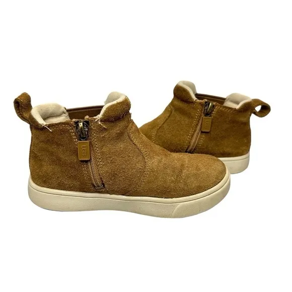 Ugg Kids Hamden II Suede Boots Side Zip Beige Toddler Girls Size 11