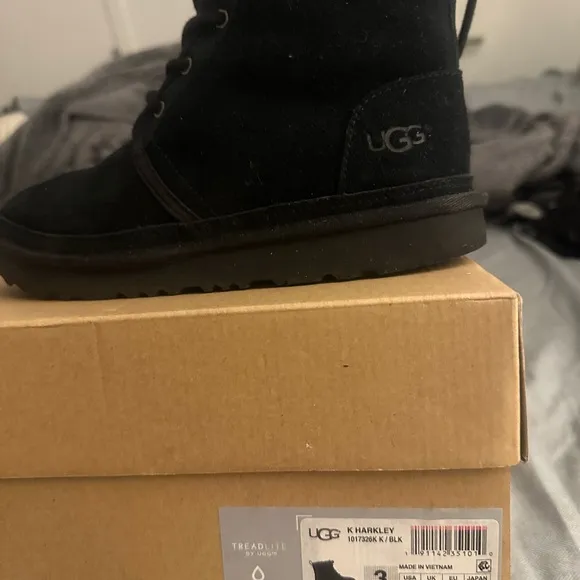 UGG kids HARKLEY boots