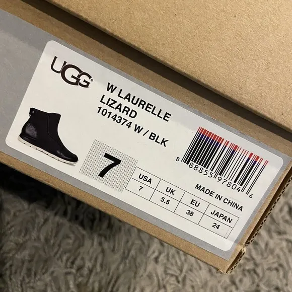 UGG Laurelle Lizard Black Suede Boots Size US 7