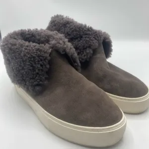 UGG Lynus Sneaker Women’s Size 8.5 Suede Shearling Lined Boots 1123692 Brown