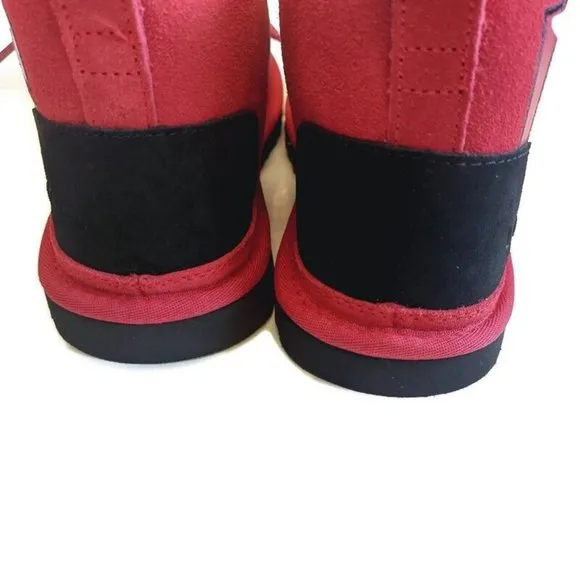 UGG Neumel Graphic Outline Ankle Chukka Suede Boots Mens Sz 7 Samba Red 1130715