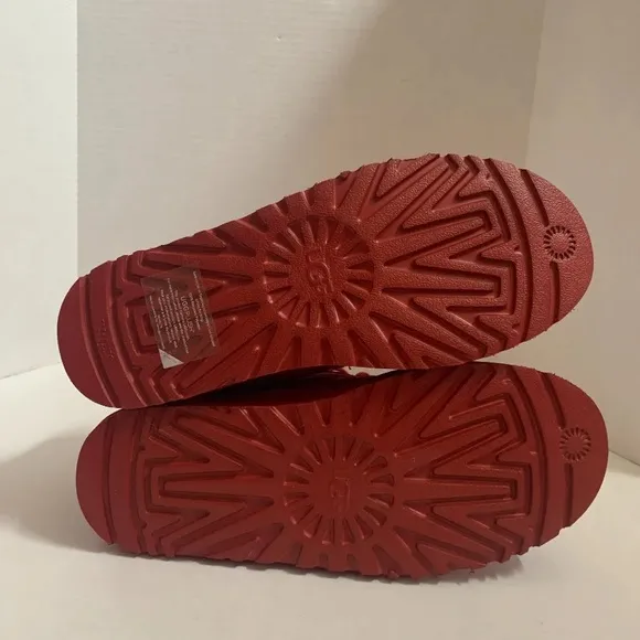 UGG Neumel LTA Quilted Samba Red Boot Shoes Adult Men's Size 12 Brand New