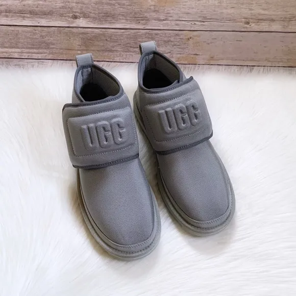 UGG Neumel UGG Molded Logo Boots In Seal