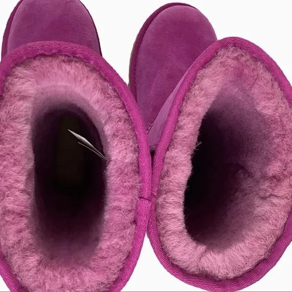 UGG NWOTSuede Knee-high Boots in Fuchsia. Sz. 3