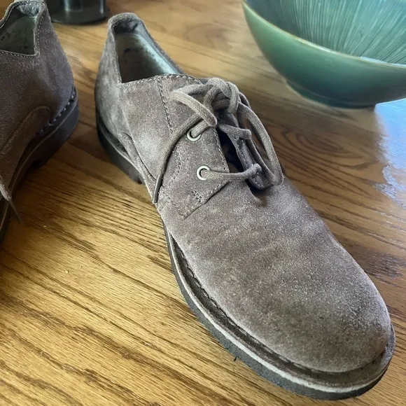 Ugg Shoes Mens 10 Oxford Lace Up Leather Tan