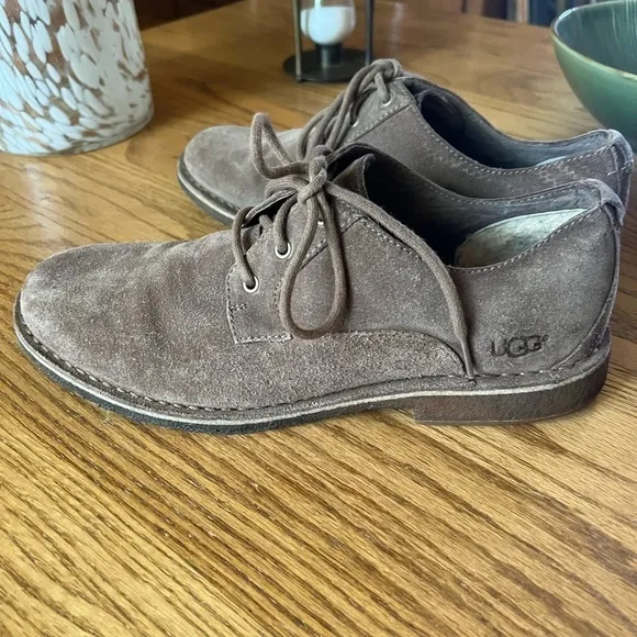 Ugg Shoes Mens 10 Oxford Lace Up Leather Tan
