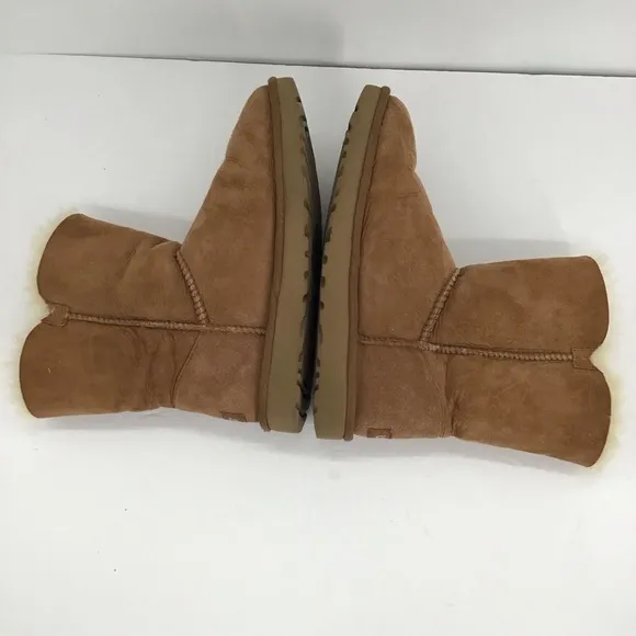 UGG Women’s Keely Winter Boot Suede Leather Genuine Sheepskin Toggle Size 8