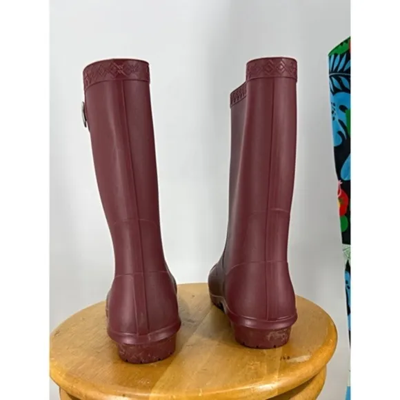 UGG Women's Sienna Matte Rubber Rain Boots 7