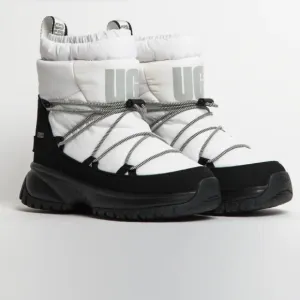 UGG Women's Yose Puffer Shell Boots Size 9